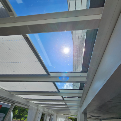 Terassiratkaisut tuo suojaa auringolta